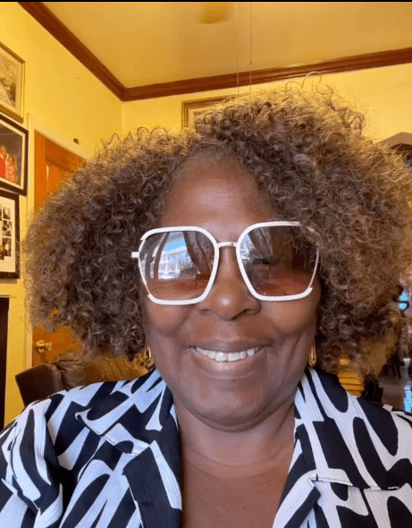 MINNA LA FORTUNE “SHINE DI&nbsp;LIGHT”